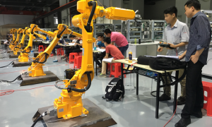 广州中专机器人专业学什么