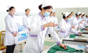 广州有哪些学校读护士中专