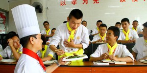 广州有几家技校学厨师